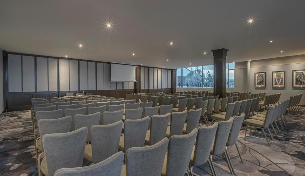 Clayton Hotel, Leeds Лийдс Екстериор снимка